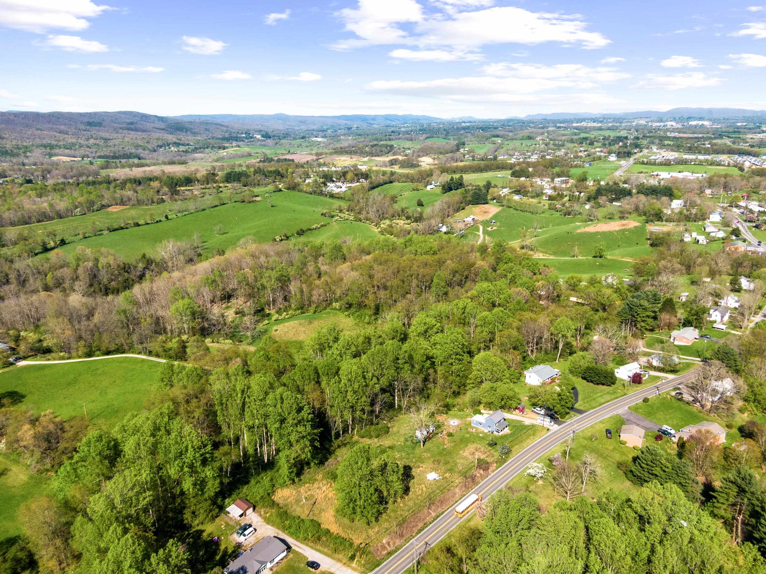 3340 McCoy Road Blacksburg, VA 24060 - Photo 38 of 47 Gallery Image 38