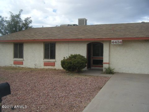 4434 East Wayland Road Phoenix, AZ 85040 - Photo 1 of 16 Welcome Home!