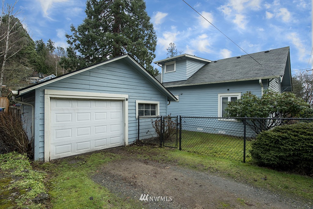 4474 Southwest Kenyon Place Seattle, WA 98136 - Photo 19 of 21 Gallery Image 19