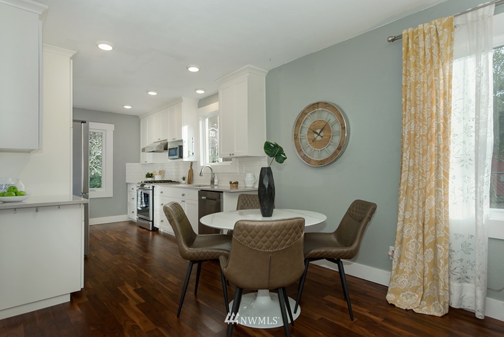 4474 Southwest Kenyon Place Seattle, WA 98136 - Photo 8 of 21 Gallery Image 8