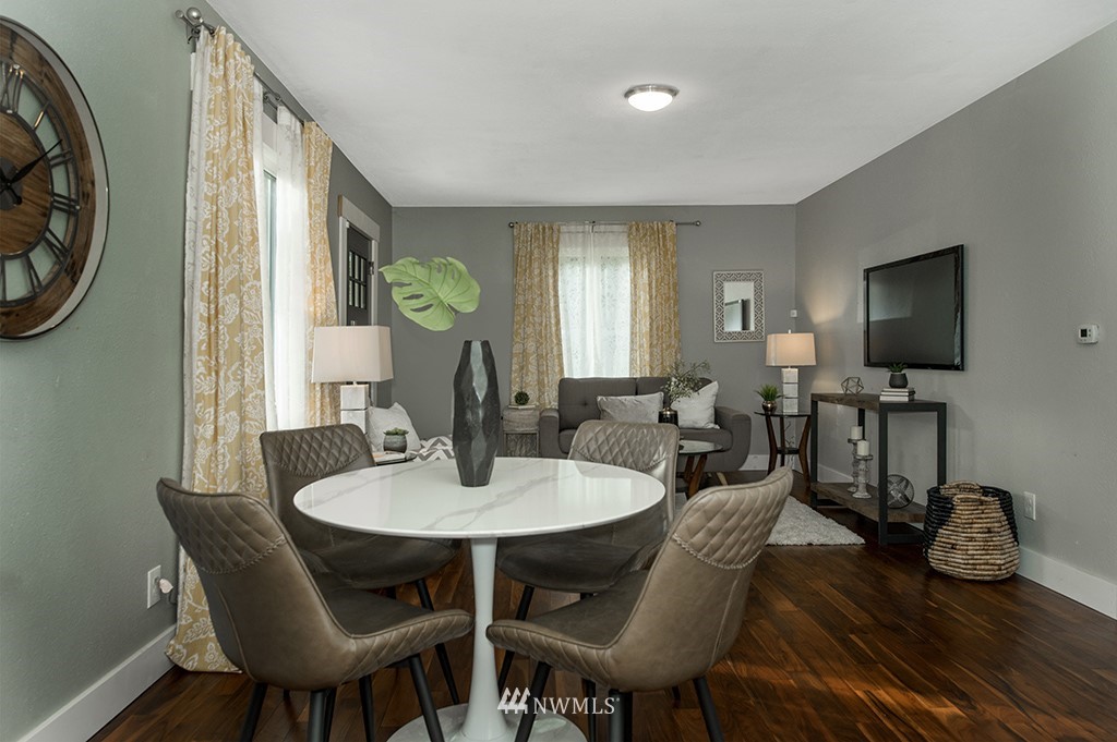 4474 Southwest Kenyon Place Seattle, WA 98136 - Photo 9 of 21 Gallery Image 9