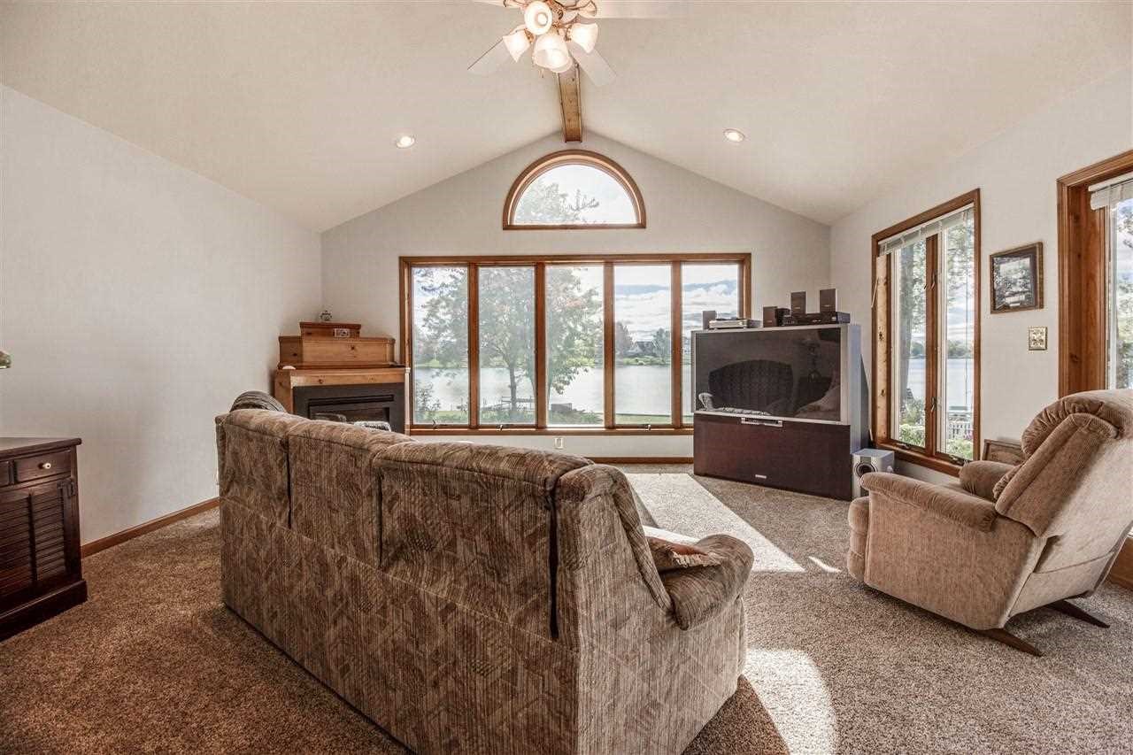 3387 Rolston Road Fenton, MI 48430 - Photo 16 of 37