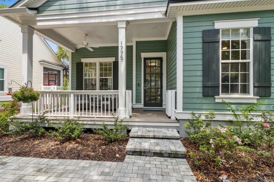 1775 Neighbor Street Fernandina Beach, FL 32034 - Photo 40 of 91 a front view of a house with a yard