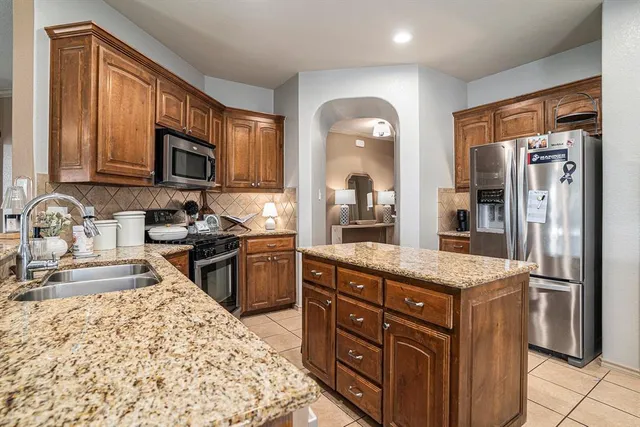 $354,000 | 2200 Laurel Forest Drive, Fort Worth, TX 76177