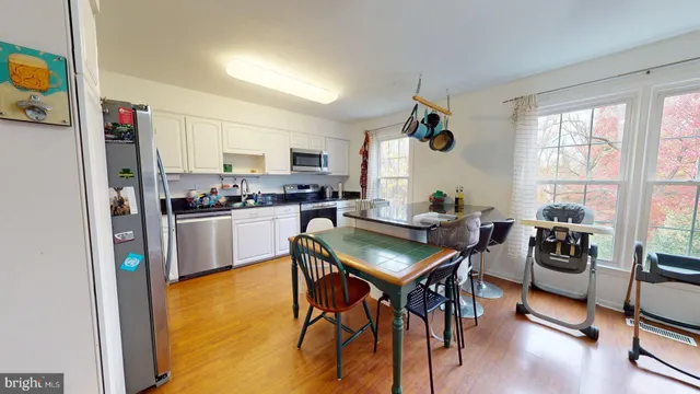 $3,900 | 2228 McLean Park Road, Falls Church, VA 22043