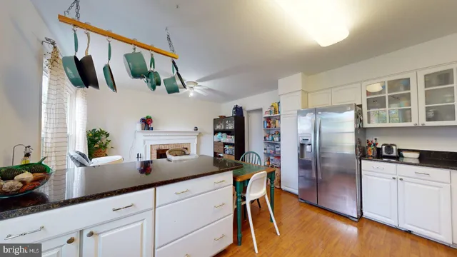 $3,900 | 2228 McLean Park Road, Falls Church, VA 22043