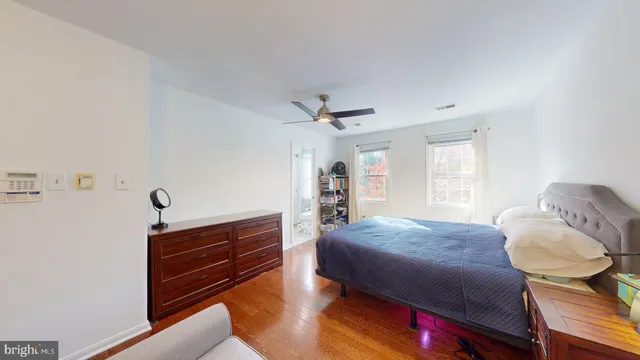 $3,900 | 2228 McLean Park Road, Falls Church, VA 22043