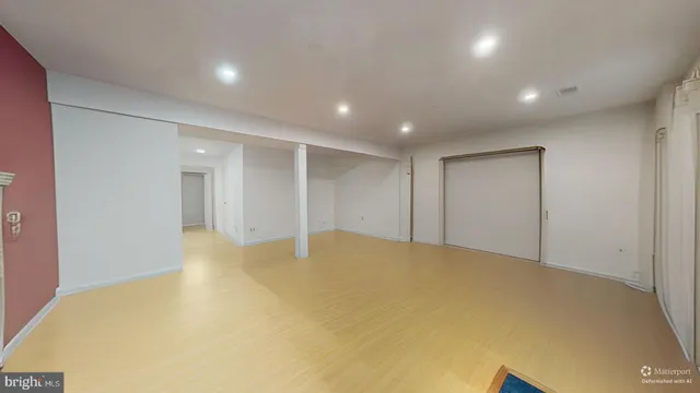 $3,900 | 2228 McLean Park Road, Falls Church, VA 22043