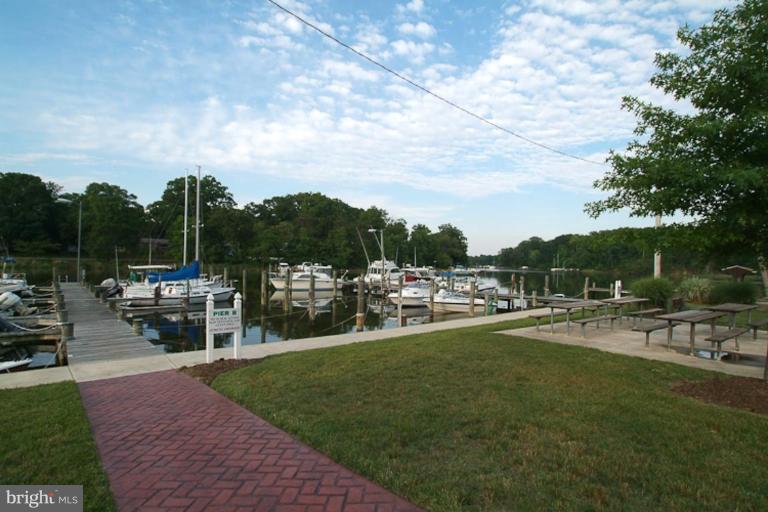 1623 Fullerton Road Edgewater, MD 21037 - Photo 20 of 20 Community Amenities 6