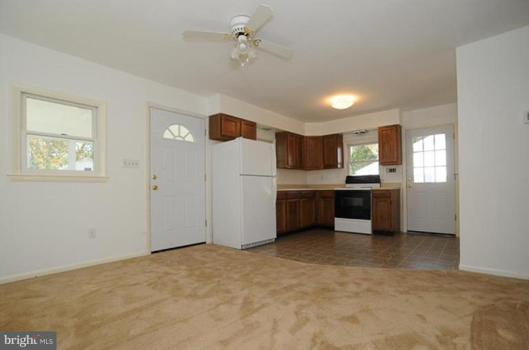 1623 Fullerton Road Edgewater, MD 21037 - Photo 6 of 20 Dining Room