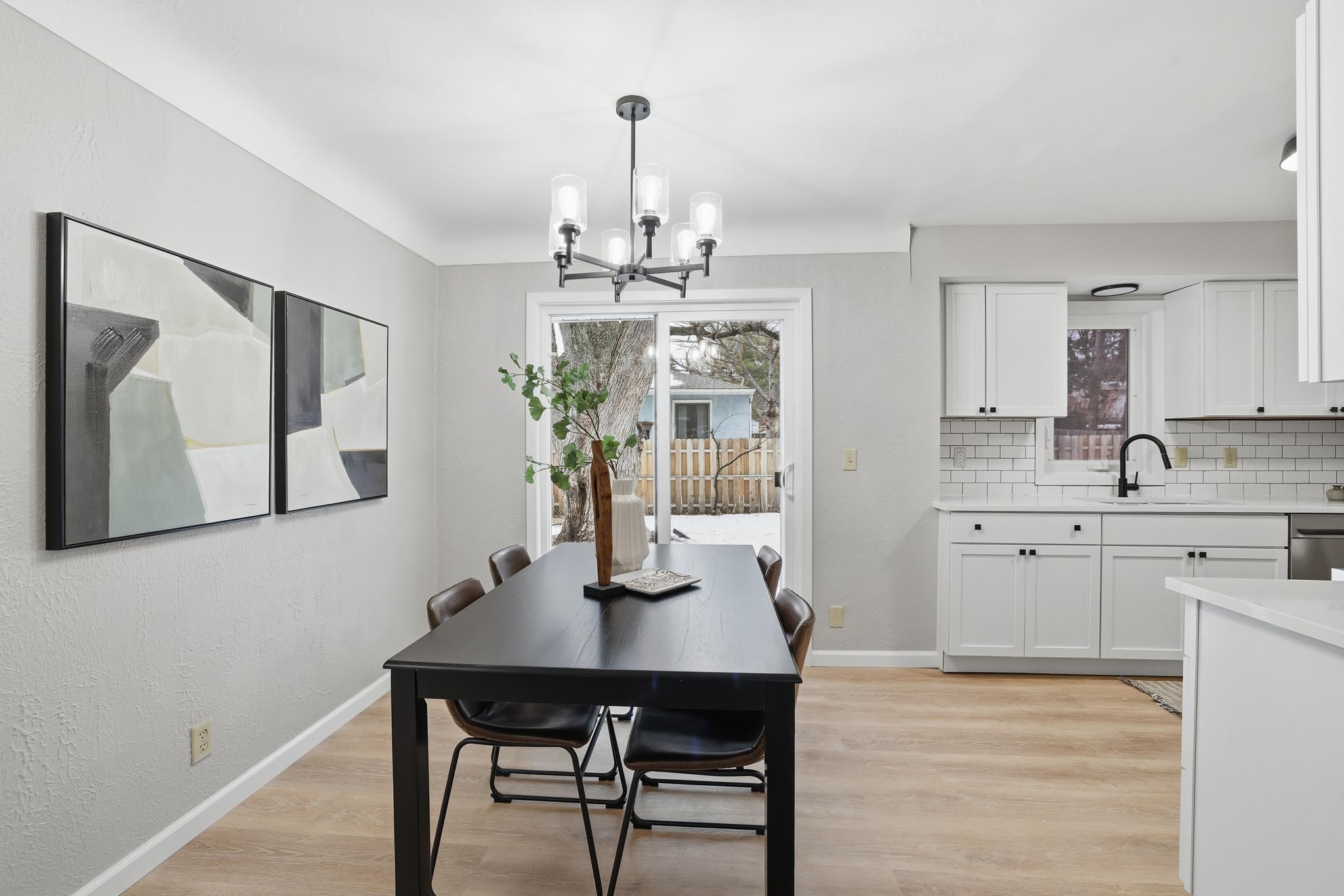 405 Minnesota Avenue Roseville, MN 55113 - Photo 8 of 26