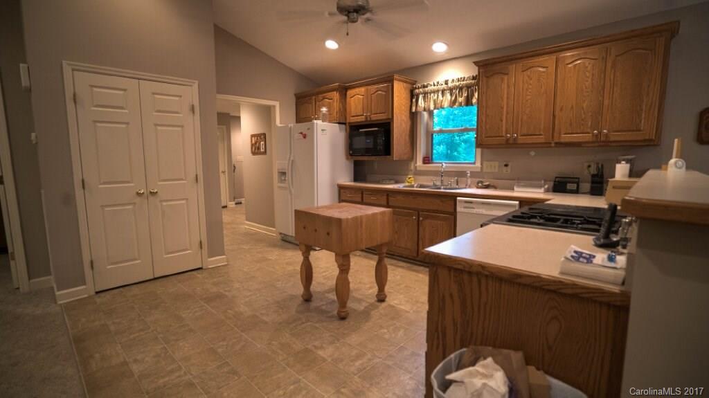 29486 Forrest Road Albemarle, NC 28001 - Photo 8 of 23 Gallery Image 8