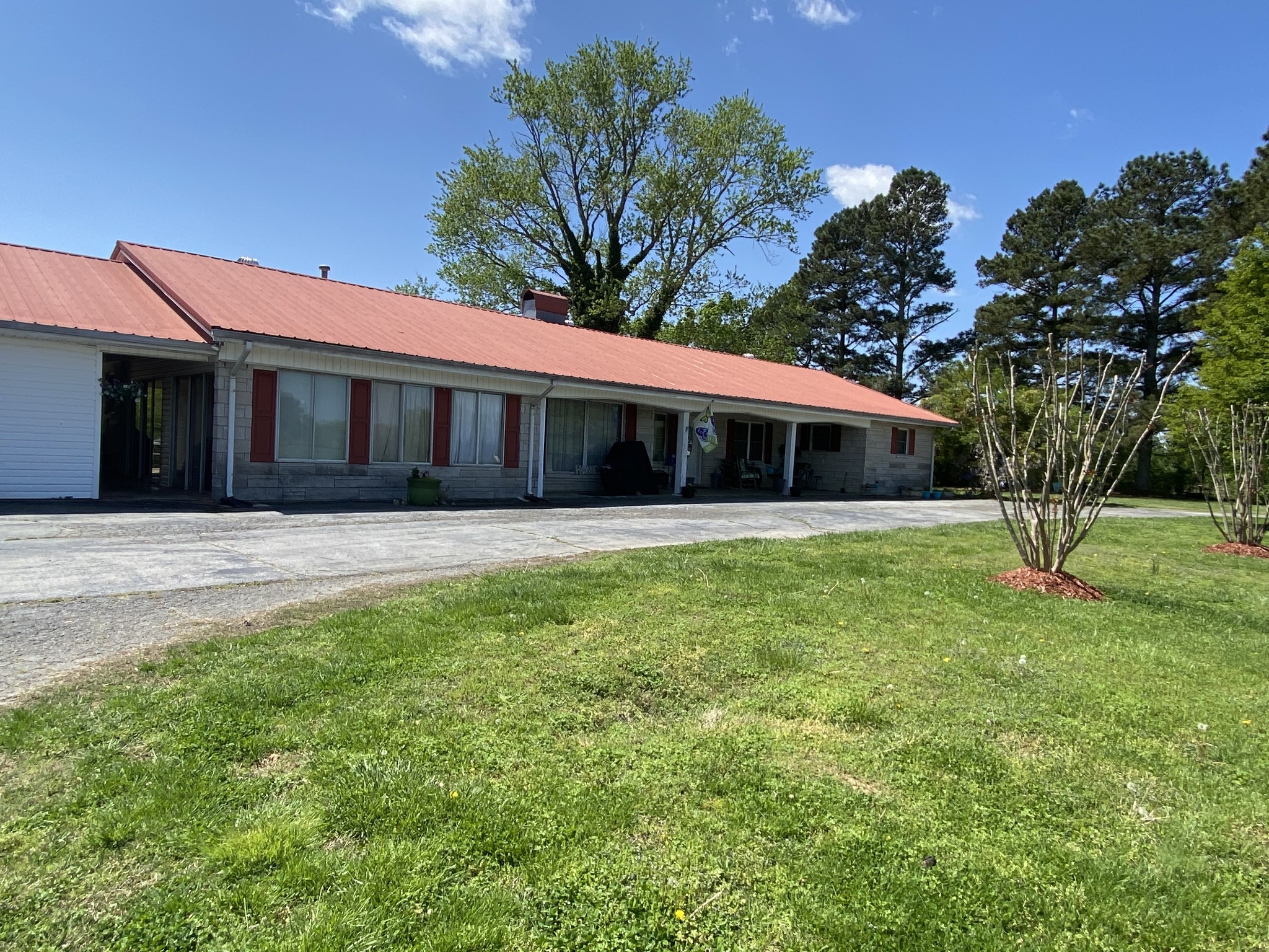 36 Bishop Road Lawrenceburg, TN 38464 - Photo 1 of 22
