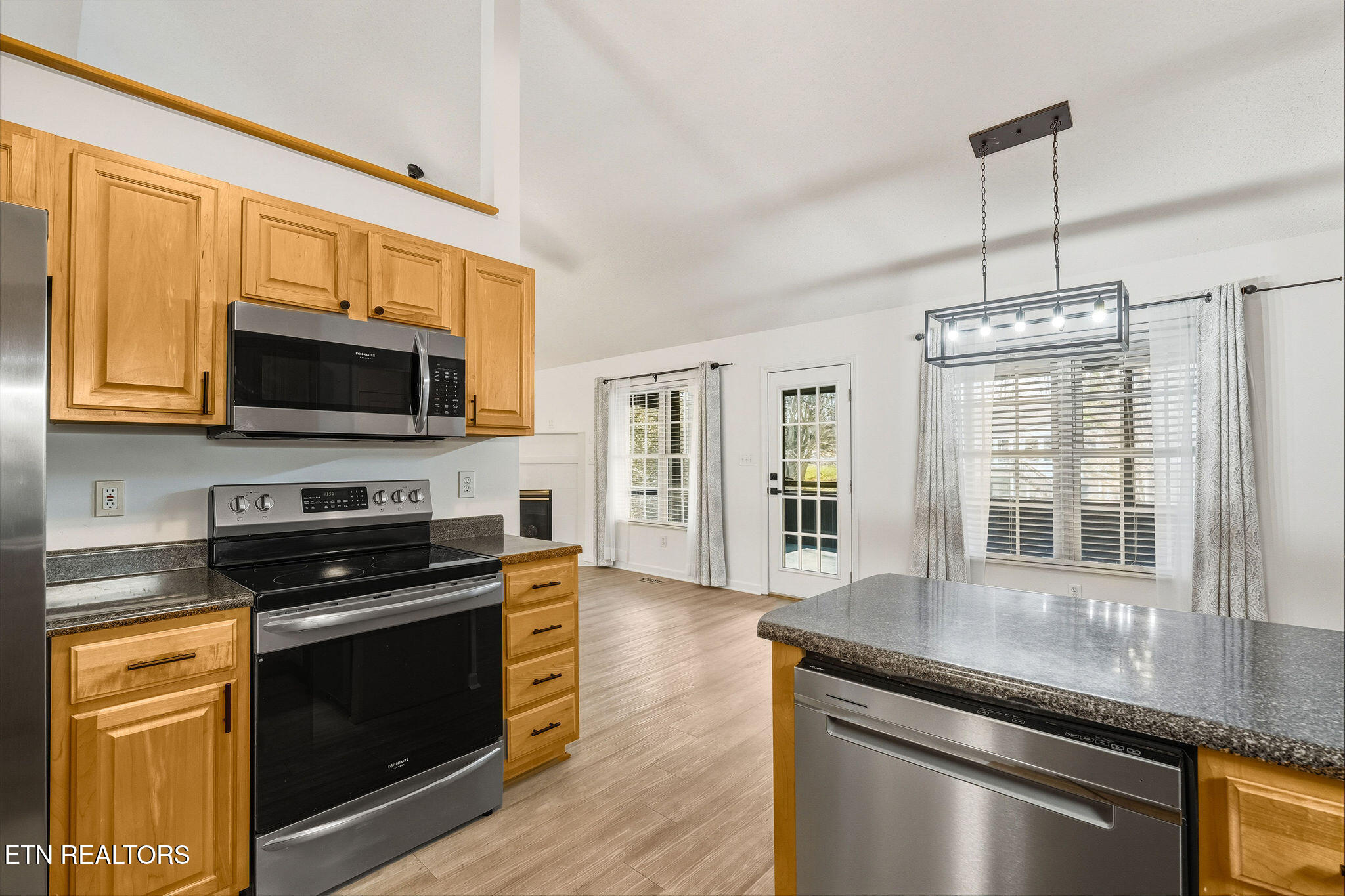 176 Cheeskogili Way Loudon, TN 37774 - Photo 11 of 41 10