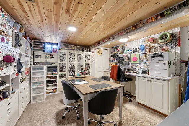 a view of a storage & utility room