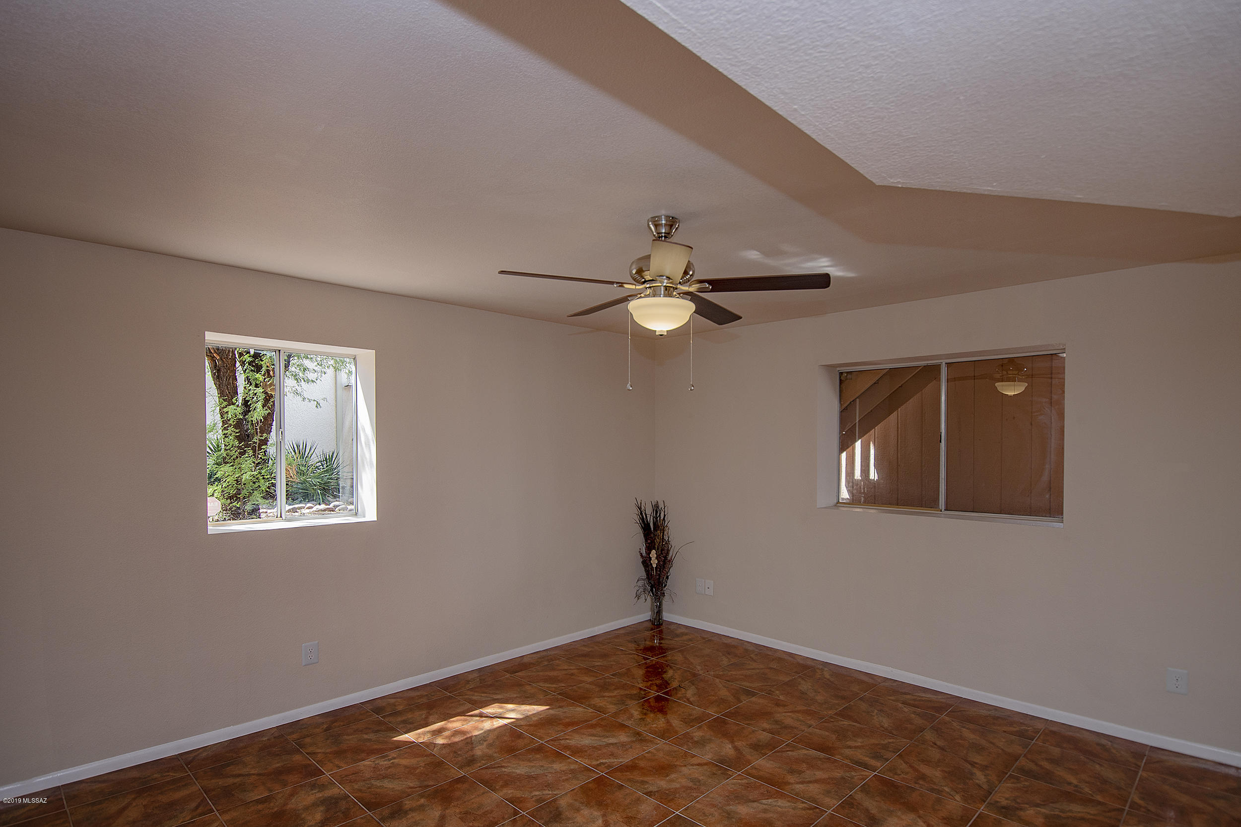 5364 South Stockwell Road Tucson, AZ 85746 - Photo 16 of 42 Gallery Image 16