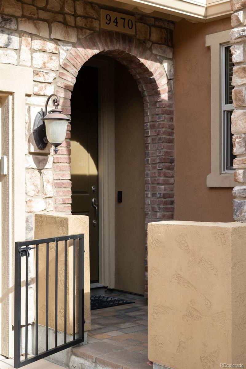 9470 Sori Lane Highlands Ranch, CO 80126 - Photo 2 of 27
