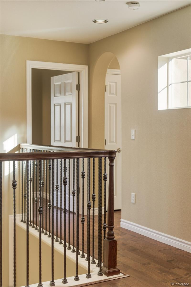 9470 Sori Lane Highlands Ranch, CO 80126 - Photo 24 of 32 a view of a interior of house