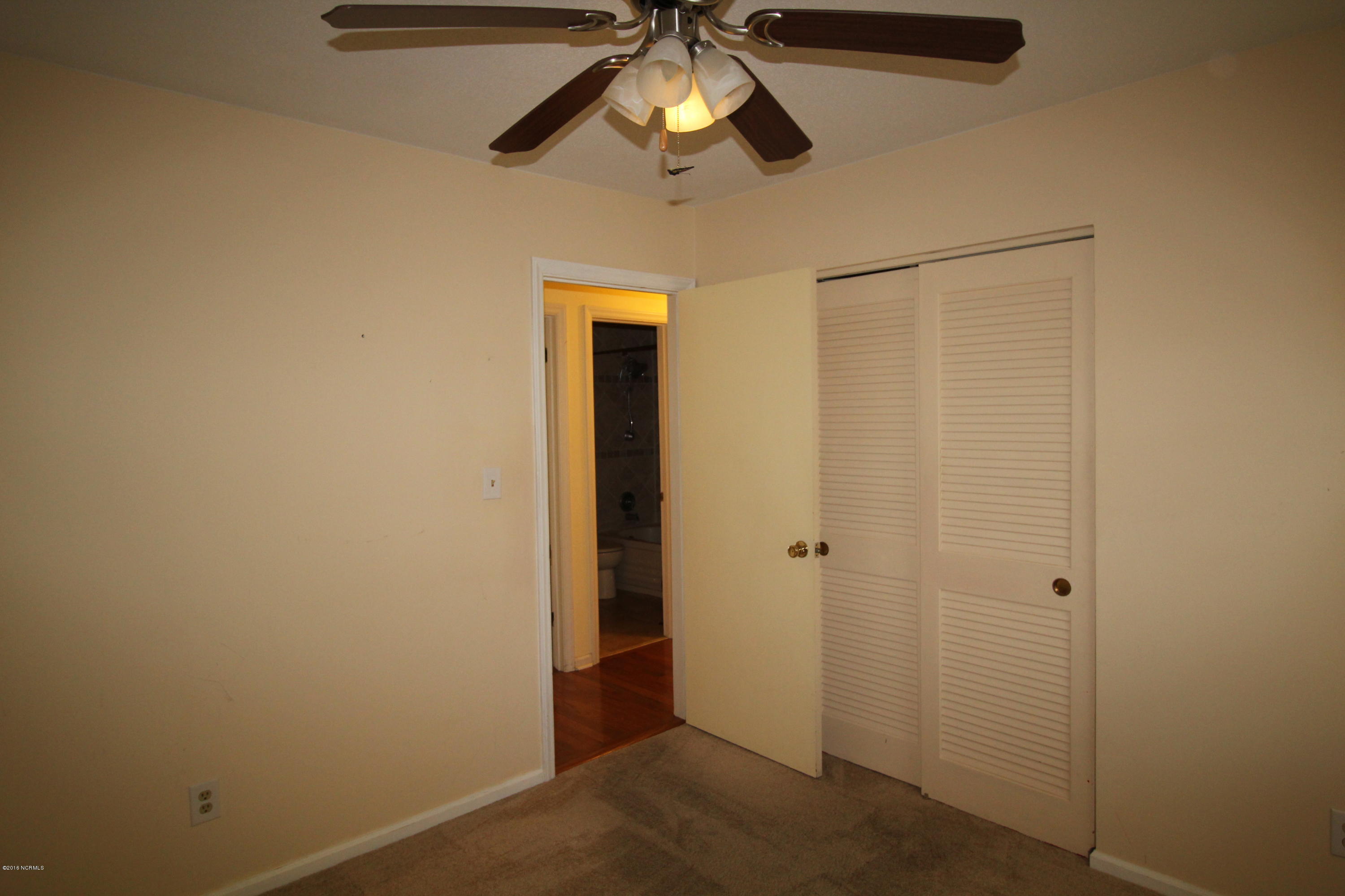 223 Stratford Road Havelock, NC 28532 - Photo 29 of 45 Bedroom 2