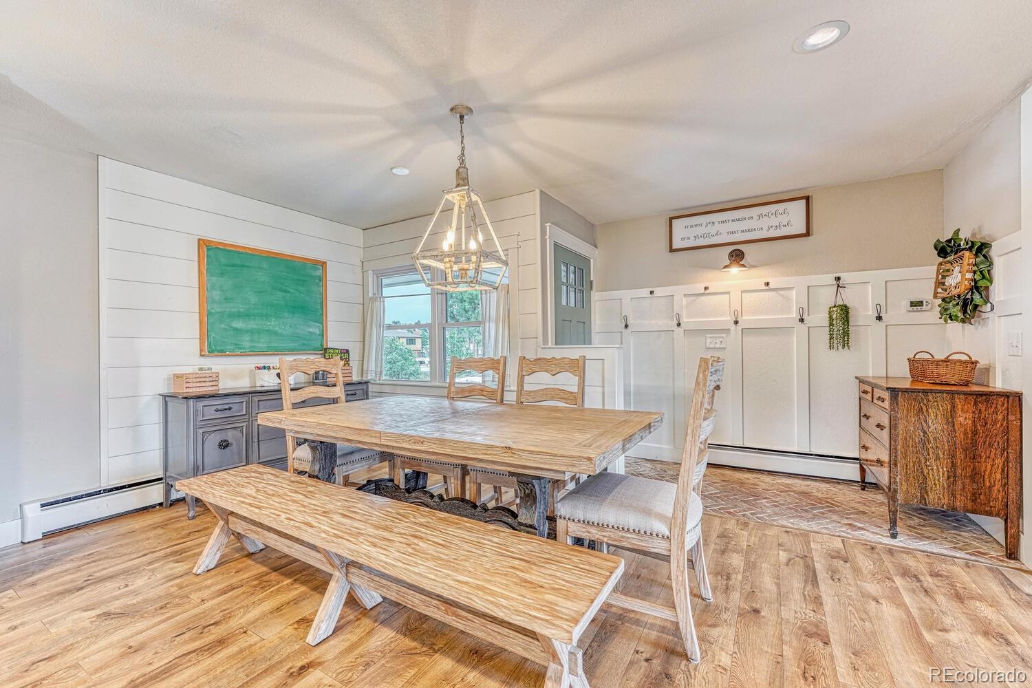 238 Overlook Road Elizabeth, CO 80107 - Photo 4 of 20 Gallery Image 4