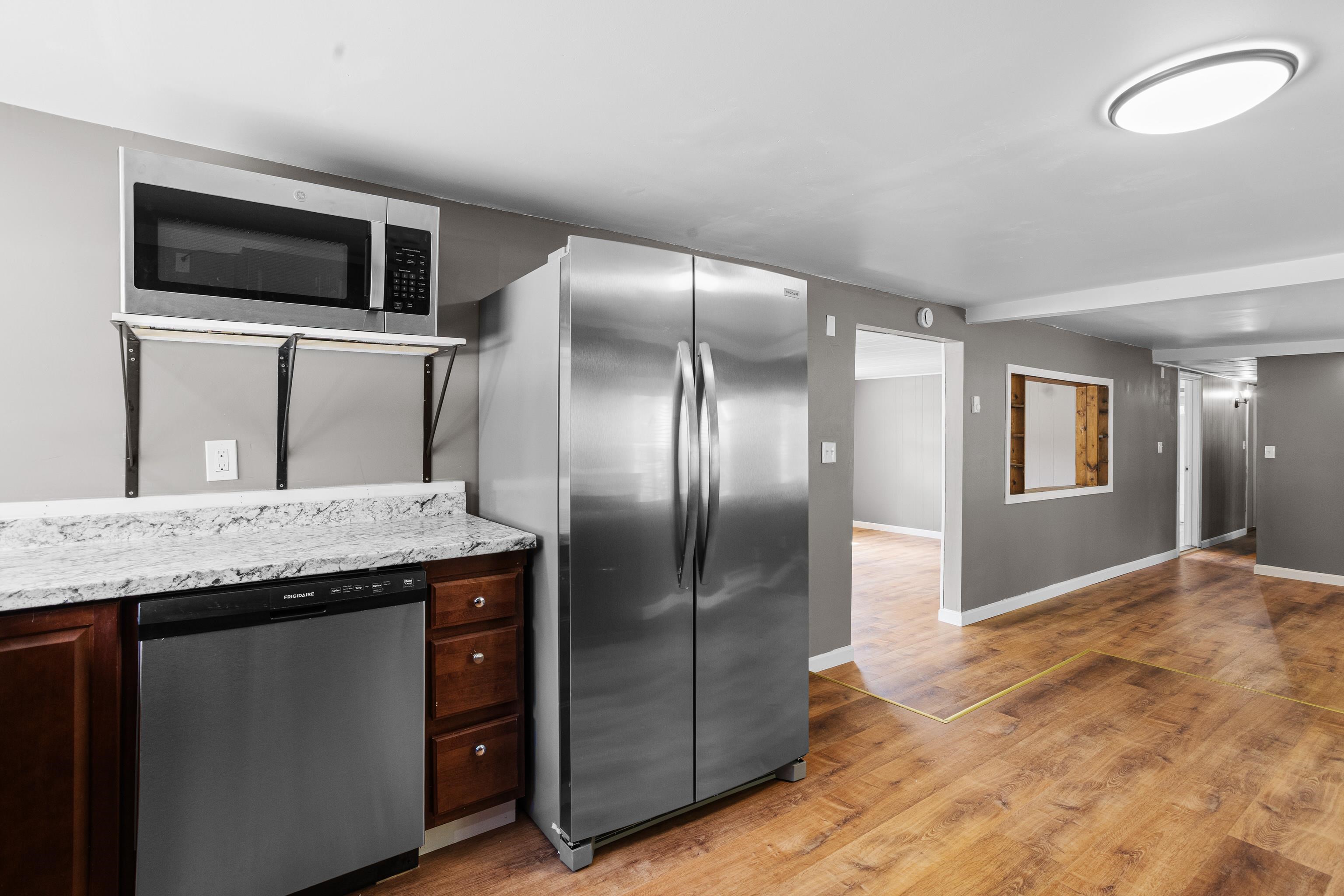 8 Dart Street Hooksett, NH 03106 - Photo 22 of 36