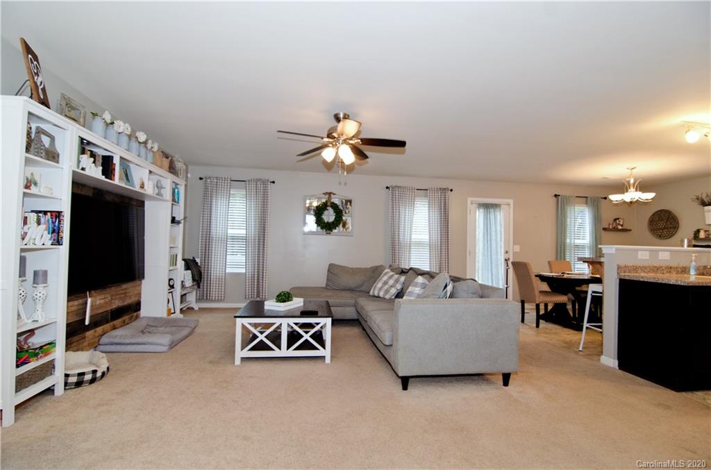 233 Chicago Lane York, SC 29745 - Photo 6 of 21