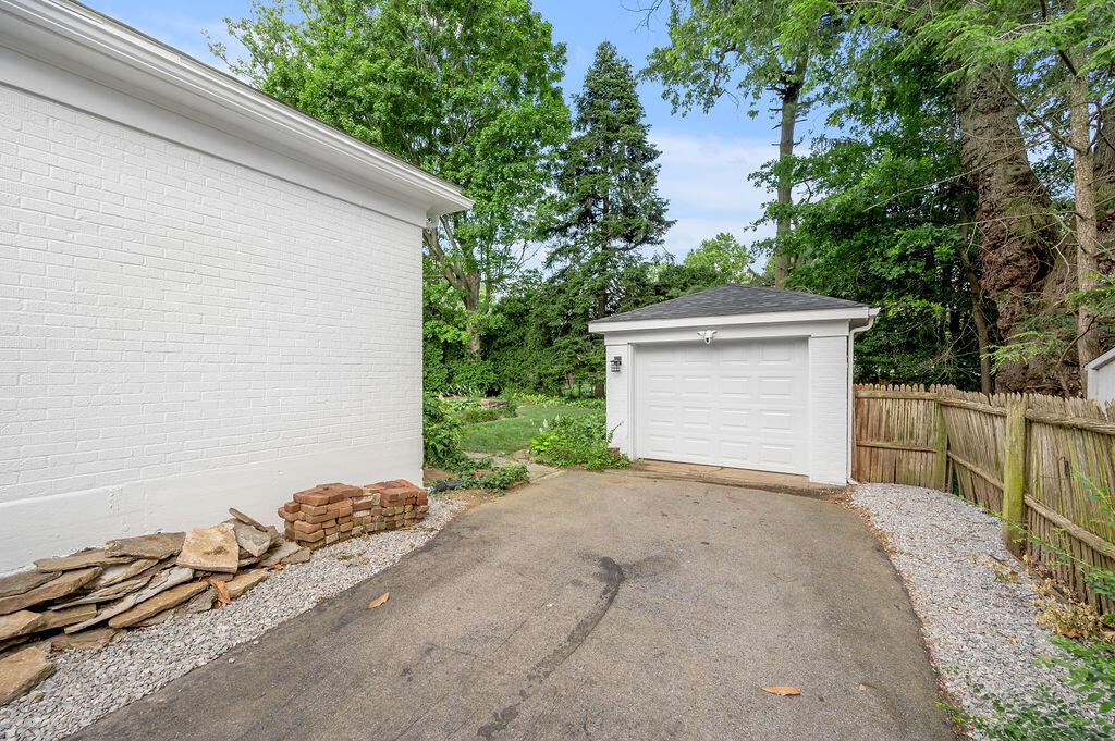 404 Chinoe Road Lexington, KY 40502 - Photo 56 of 57 TDB_2514