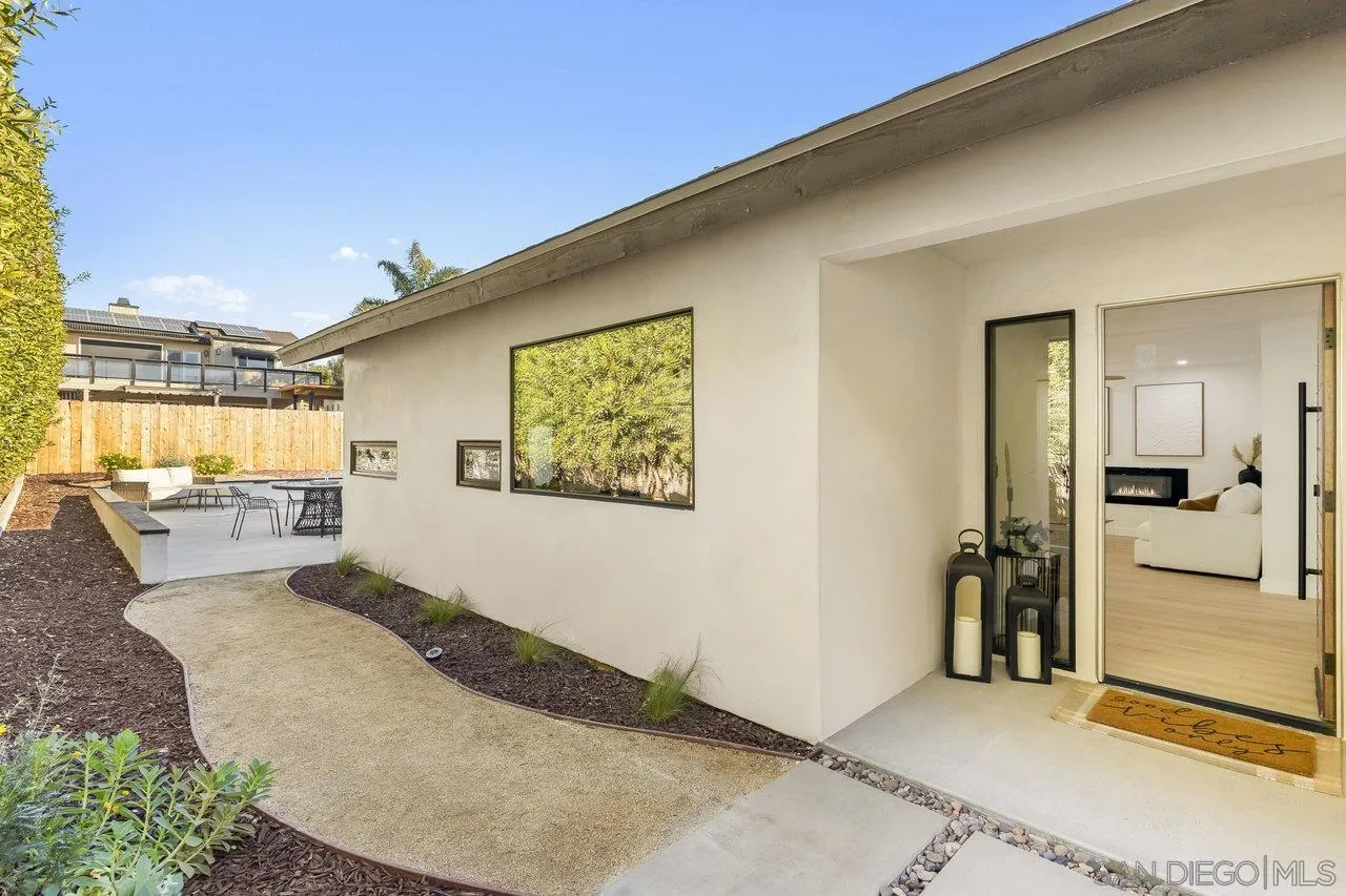 13783 Recuerdo Drive Del Mar, CA 92014 - Photo 11 of 56