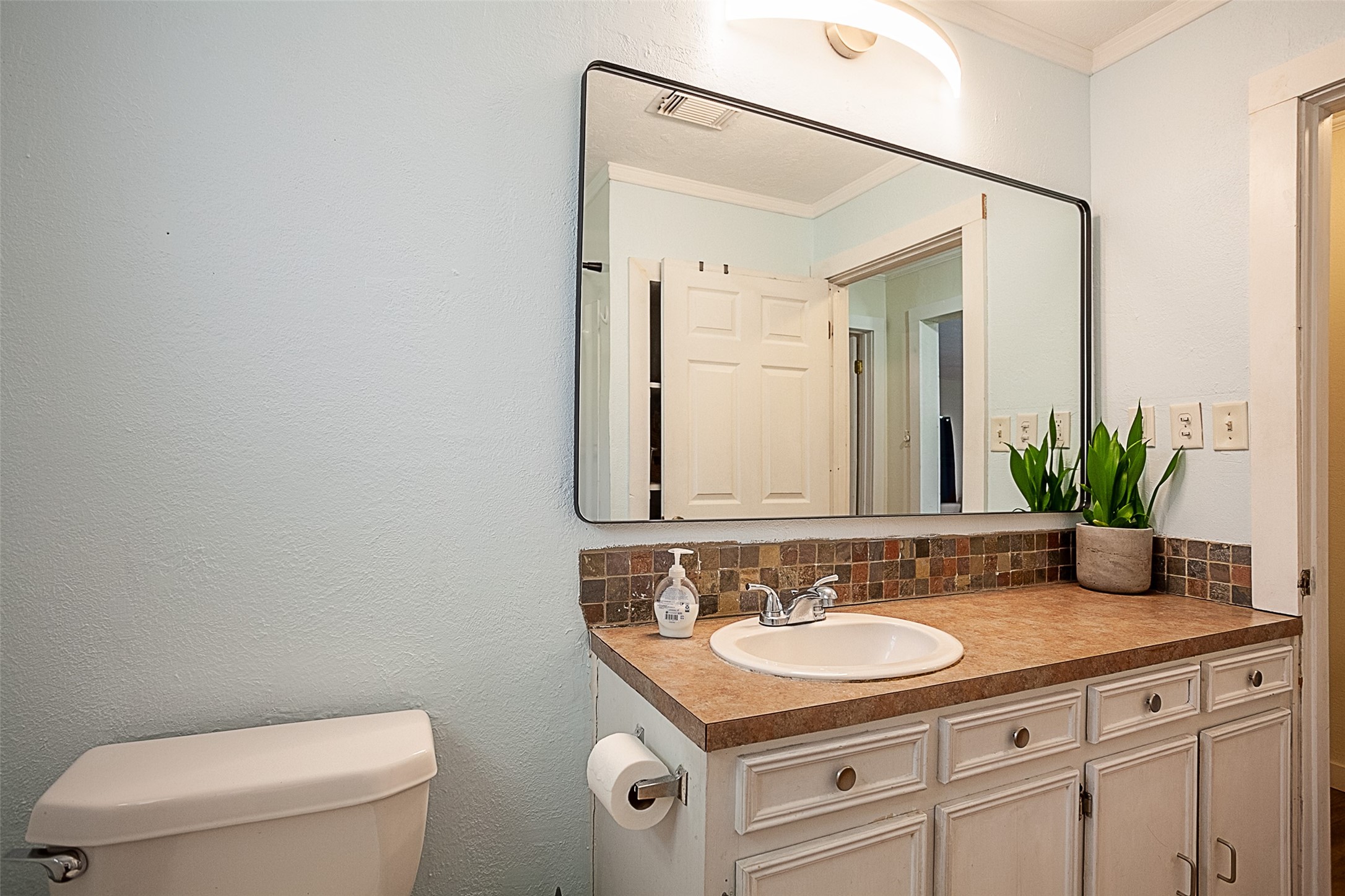 3817 Stuart Avenue Groves, TX 77619 - Photo 12 of 23