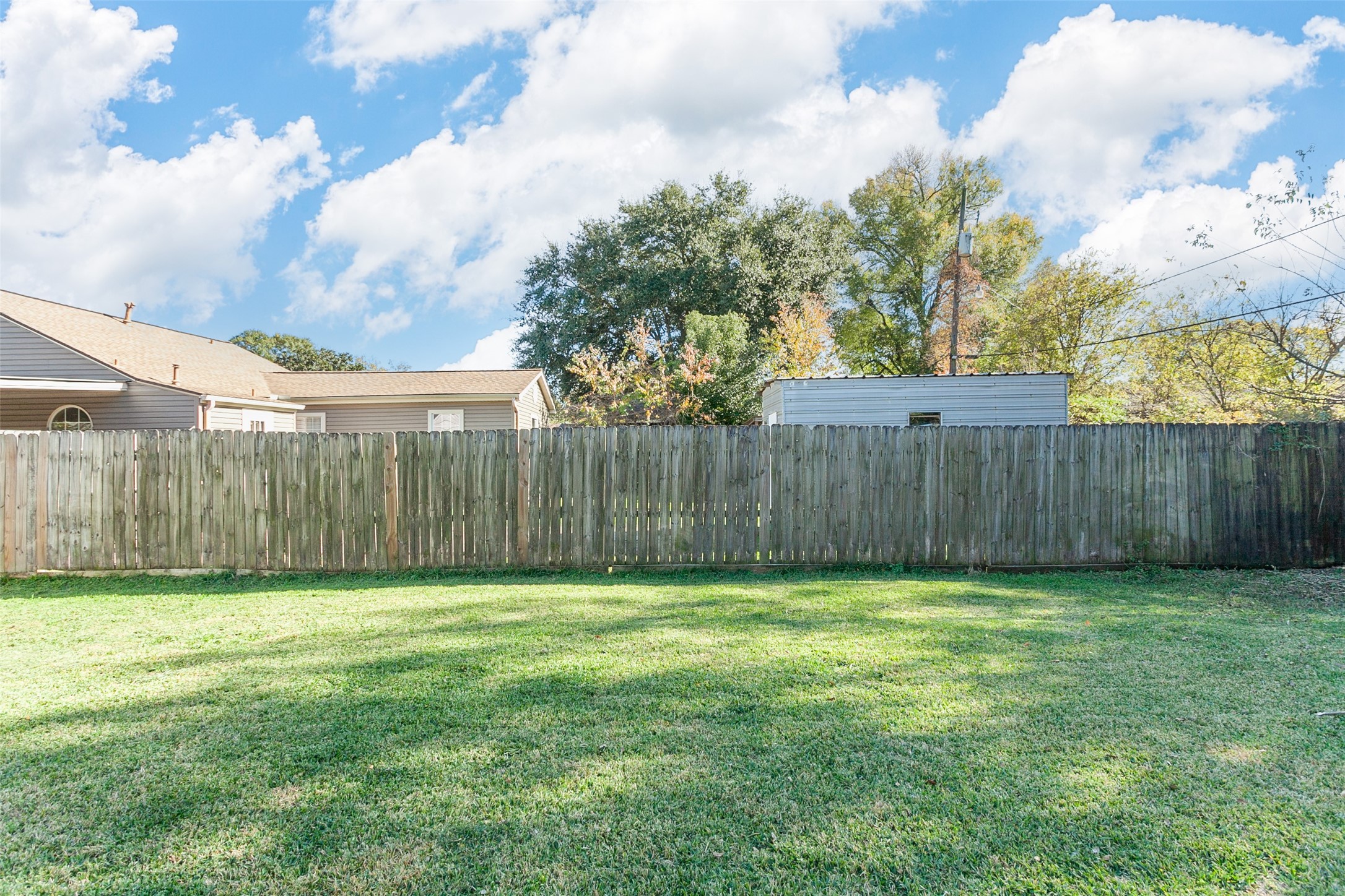 3817 Stuart Avenue Groves, TX 77619 - Photo 20 of 23