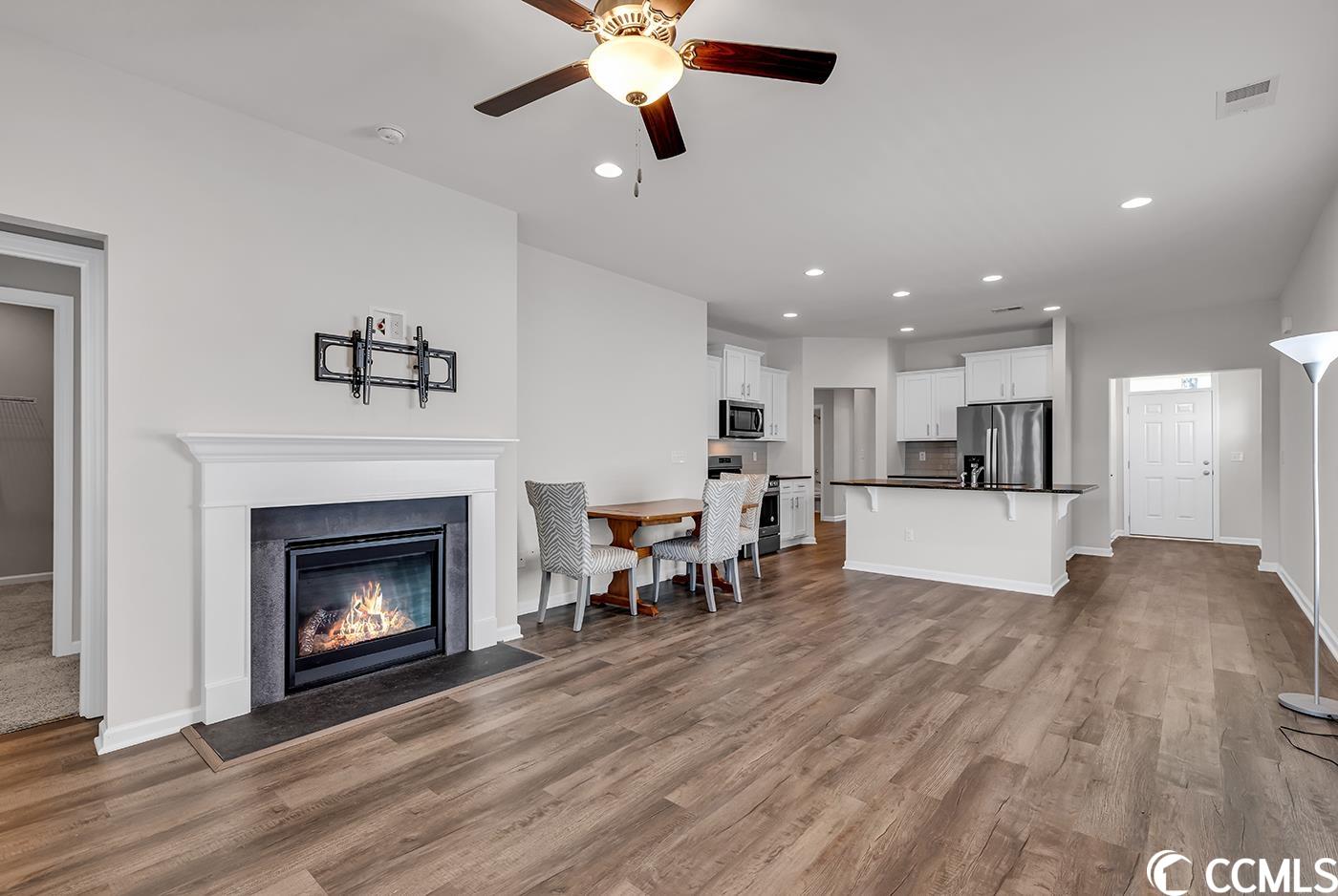 243 Red Maple Loop Longs, SC 29568 - Photo 5 of 29 Gallery Image 5