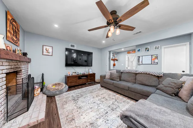 $499,999 | 41643 47th Street West, Lancaster, CA 93536