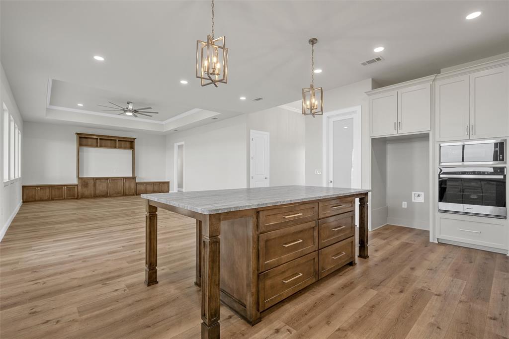 995 Galaxy Road Woodway, TX 76712 - Photo 13 of 40