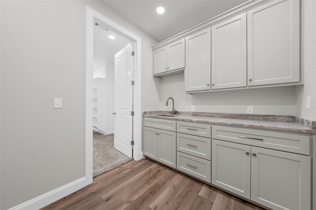 995 Galaxy Road Woodway, TX 76712 - Photo 21 of 40