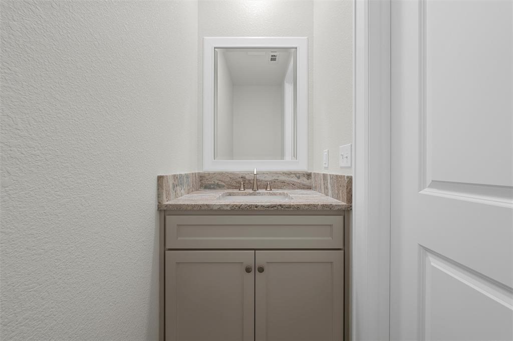 995 Galaxy Road Woodway, TX 76712 - Photo 22 of 40