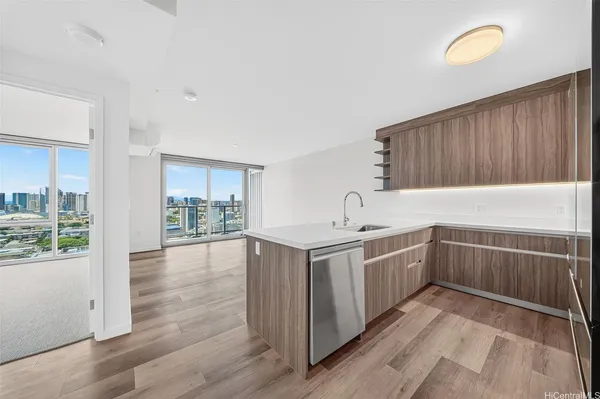 $4,000 | 1500 Rycroft Street, Unit 2306R, Honolulu, HI 96814