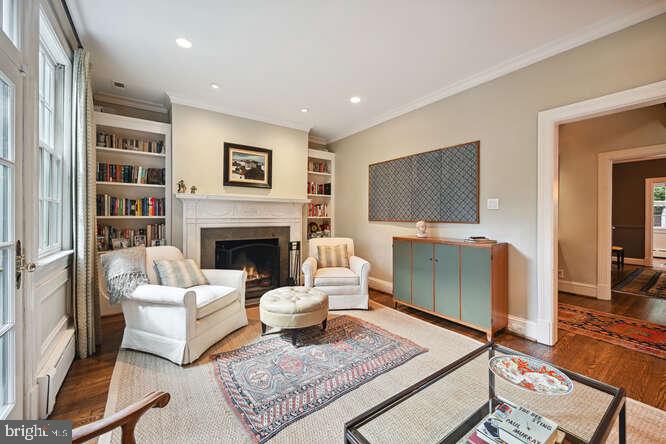 3629 Everett Street Northwest Washington, DC 20008 - Photo 9 of 51 a living room with furniture and a flat screen tv