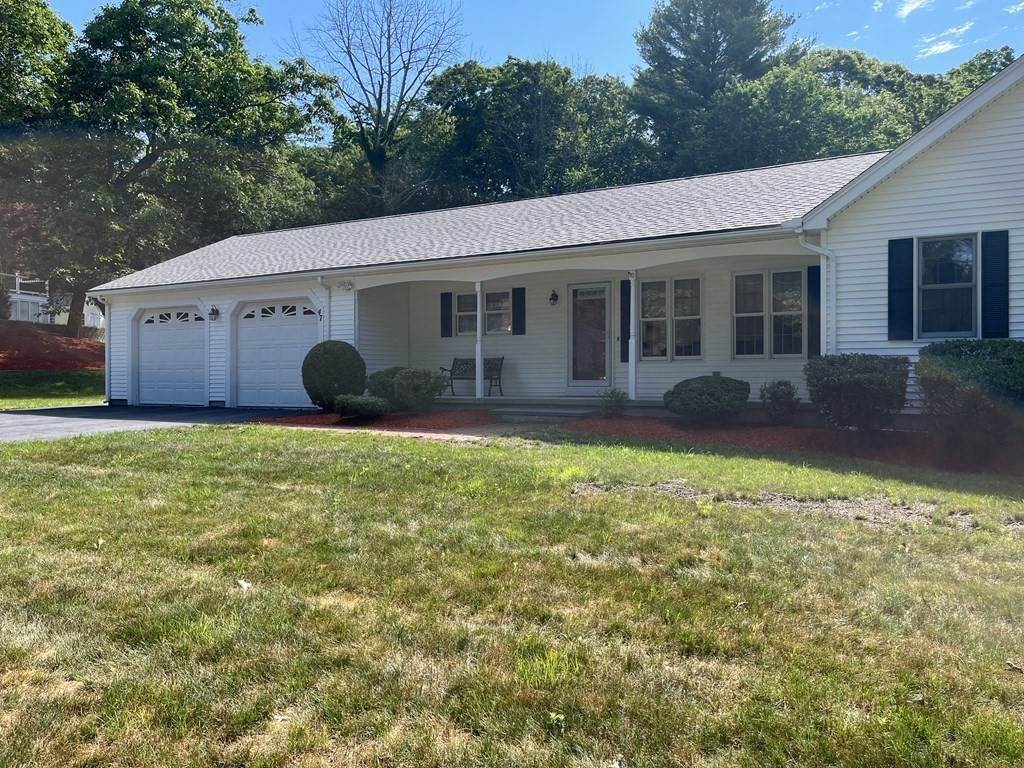 47 George Street Mendon, MA 01756 - Photo 2 of 21 Gallery Image 2