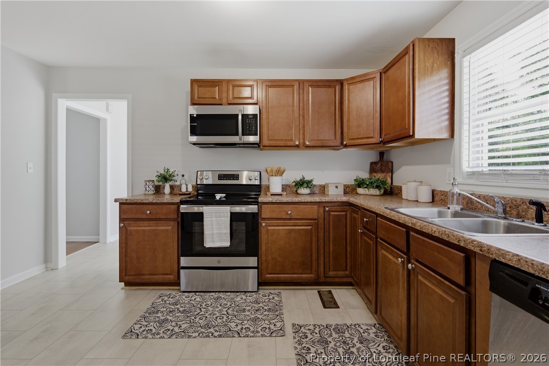 6228 Milford Road Fayetteville, NC 28303 - Photo 19 of 46 KITCHEN VIEW 6