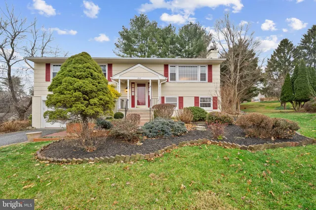 $550,000 | 7 Bromwell Court, Cockeysville, MD 21030