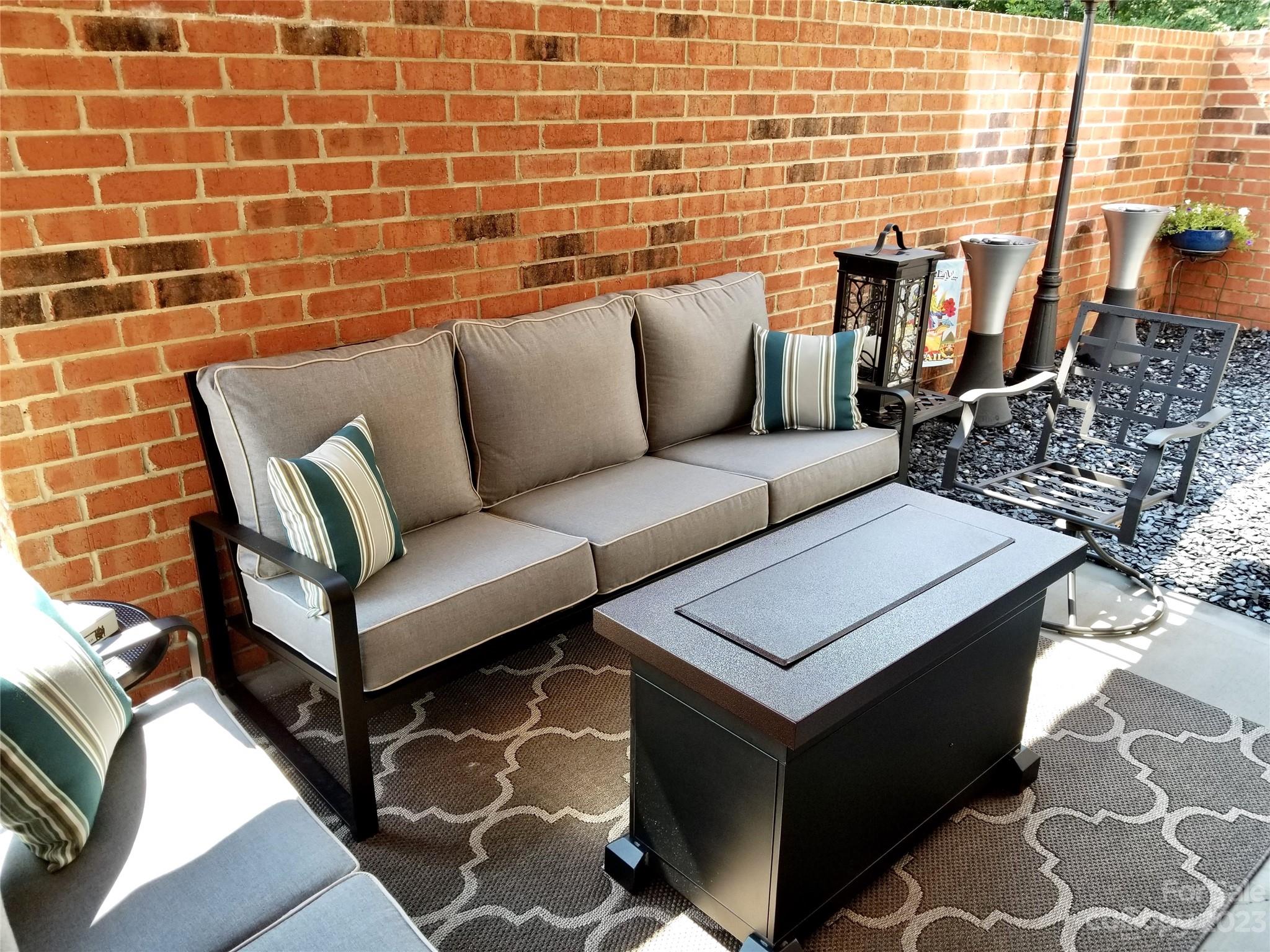 902 Ospre Lane Fort Mill, SC 29708 - Photo 36 of 44 a view of sitting area with furniture
