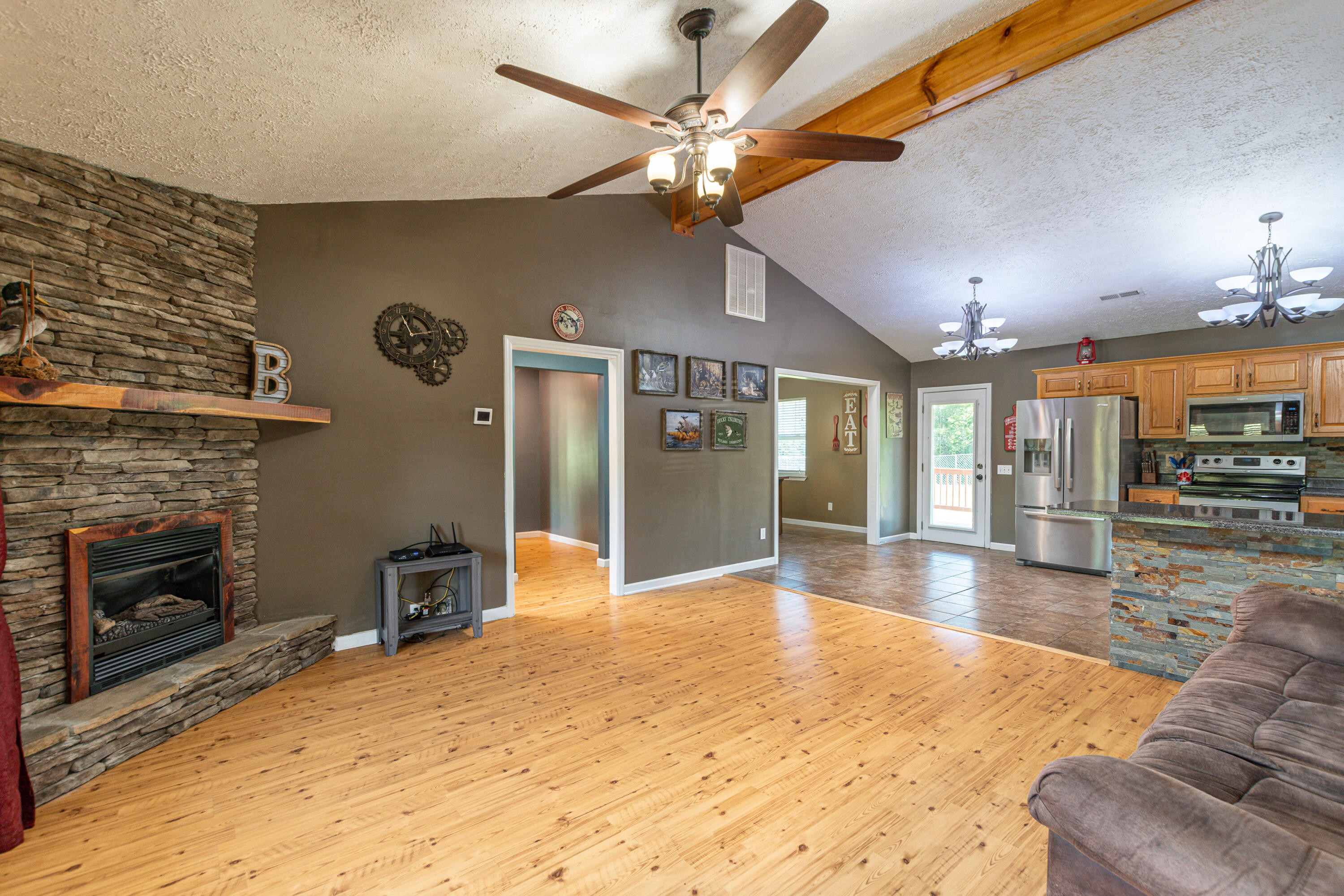 94 Porter Road Trenton, GA 30752 - Photo 5 of 33 94 Porter Rd edited-7