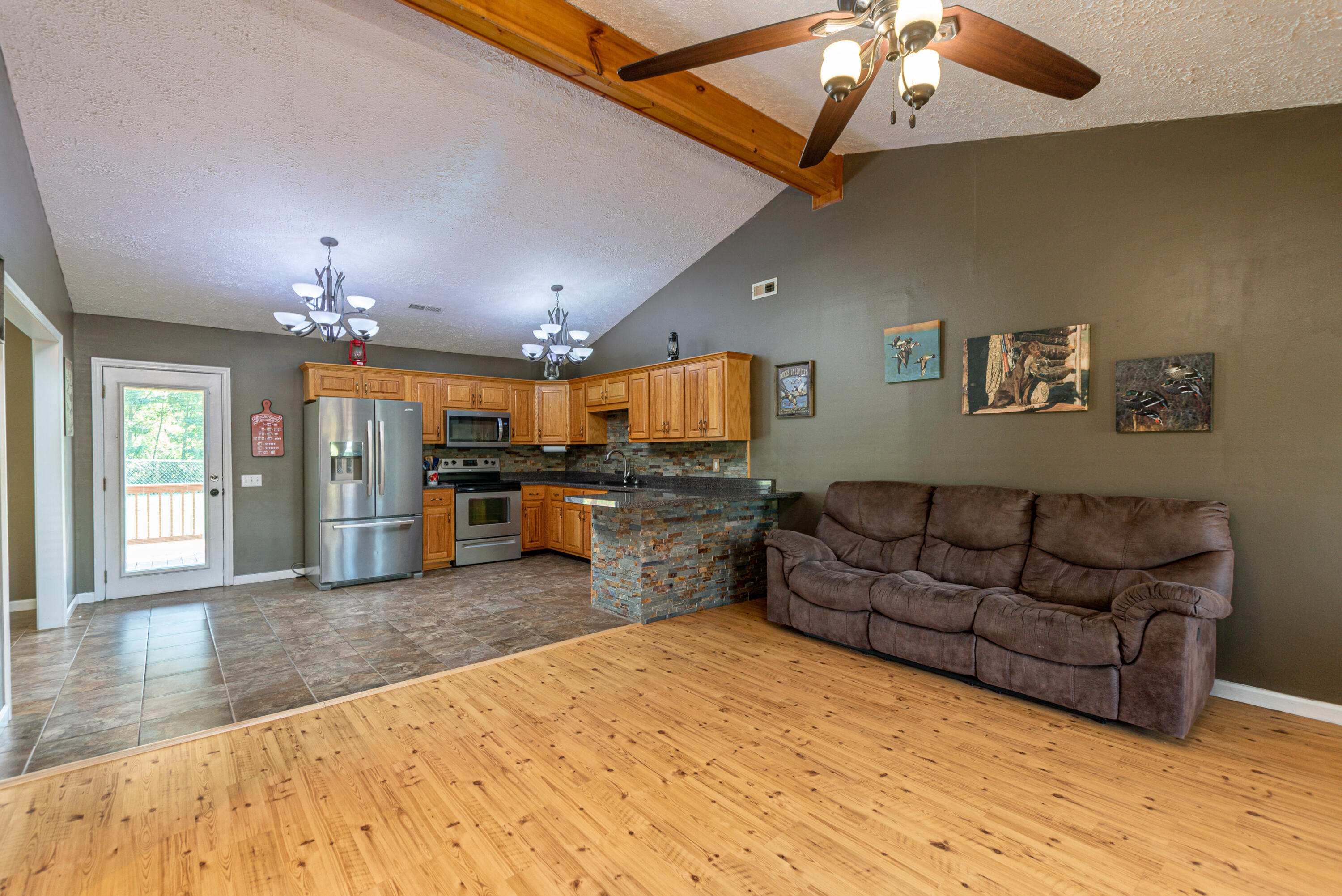 94 Porter Road Trenton, GA 30752 - Photo 6 of 33 94 Porter Rd edited-8