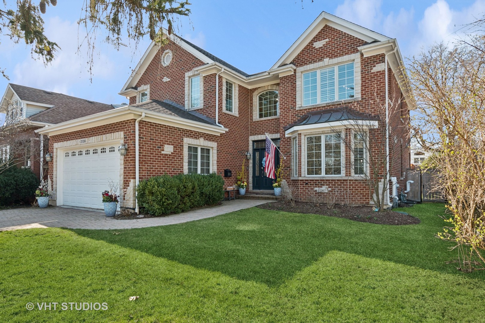 2139 Center Avenue Northbrook, IL 60062 - Photo 1 of 39