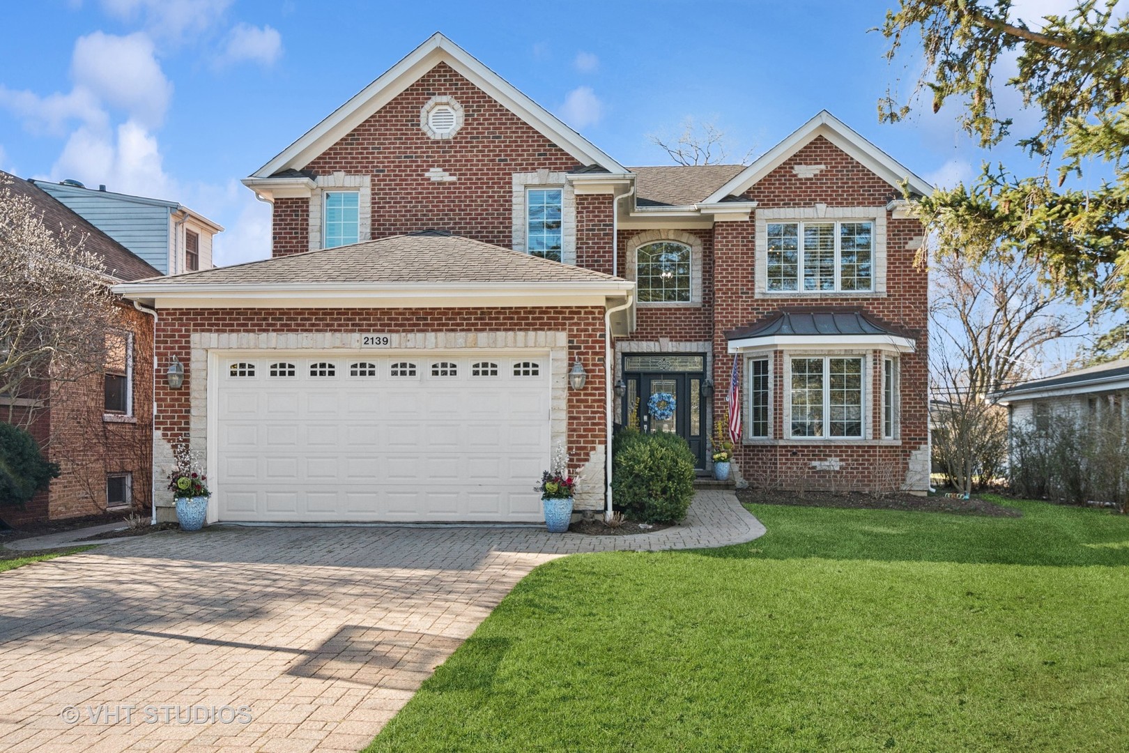 2139 Center Avenue Northbrook, IL 60062 - Photo 2 of 39