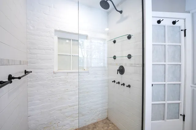 $699,000 | 2536 Old Glenview Road, Wilmette, IL 60091