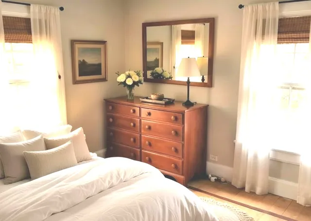 $699,000 | 2536 Old Glenview Road, Wilmette, IL 60091