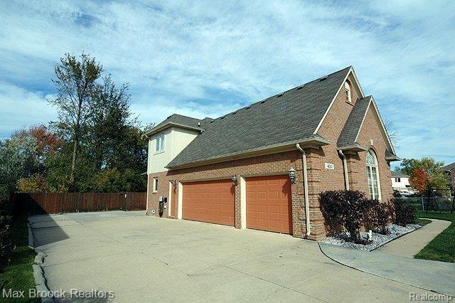 4311 17 Mile Road Sterling Heights, MI 48310 - Photo 22 of 25 o126