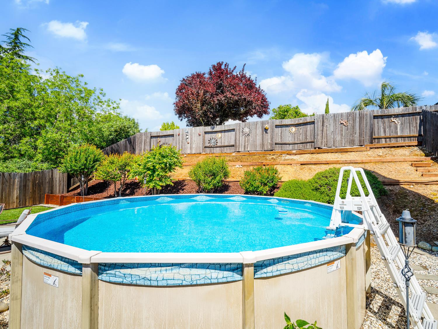 4914 Summit View Court El Dorado, CA 95623 - Photo 22 of 31 a view of a swimming pool