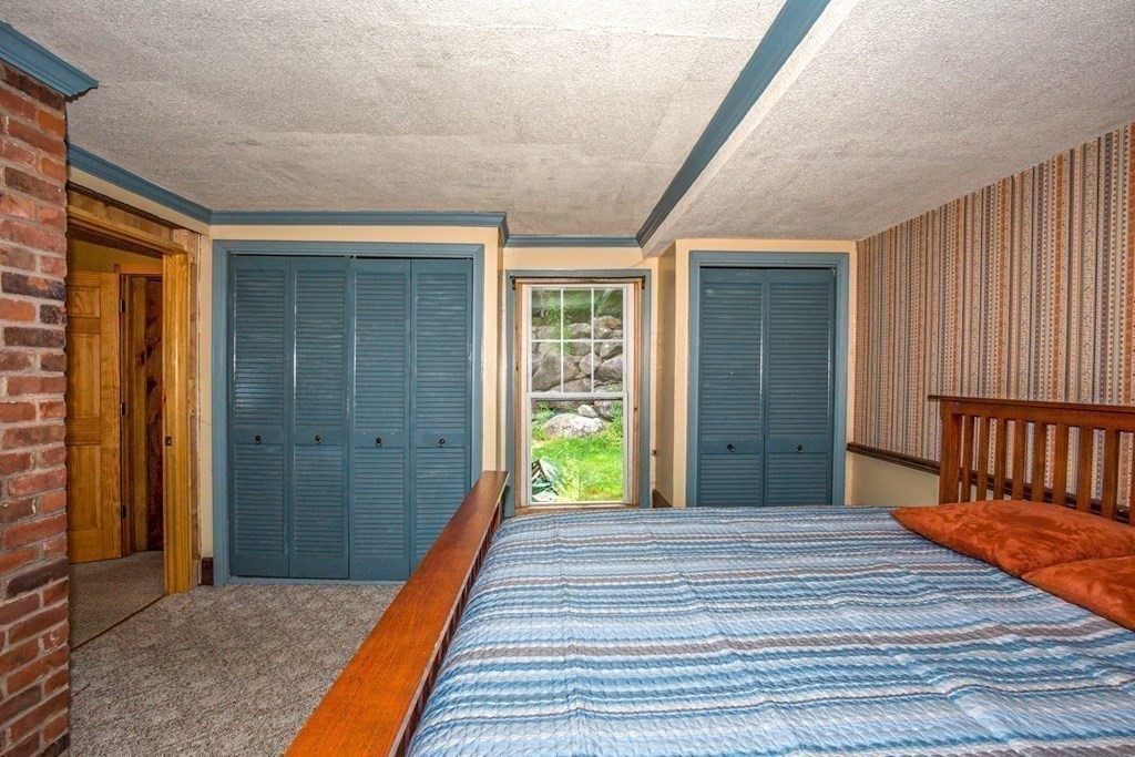 1542 Main Road Granville, MA 01034 - Photo 14 of 42